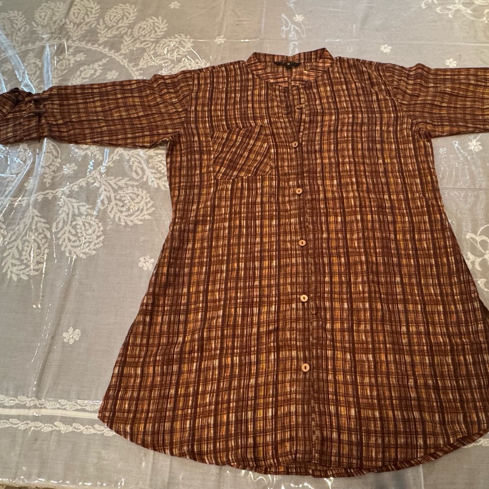 ❤️ 🆕 Brown Plaid Shirt with tie sleeves. NWOT